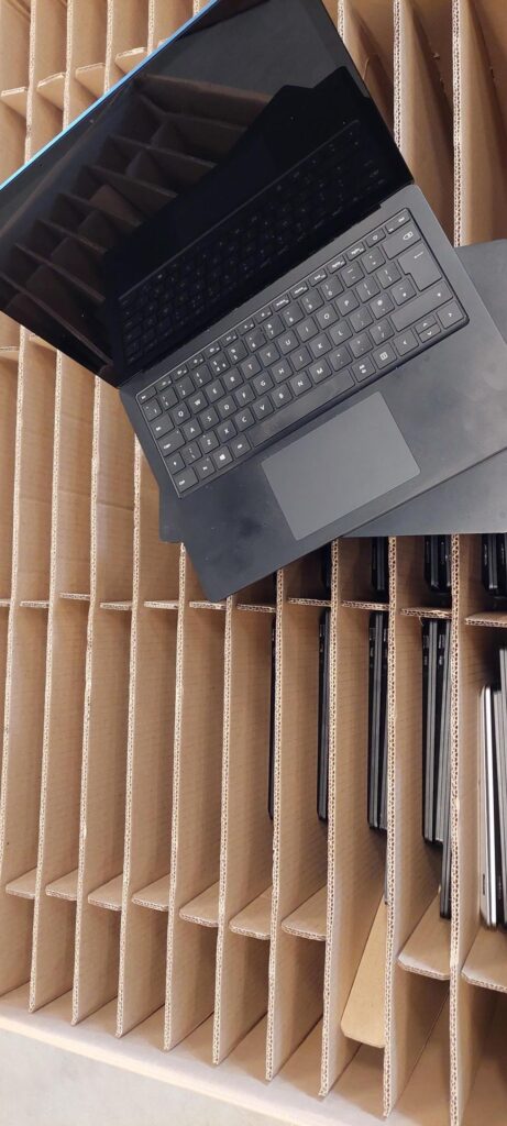 222x Microsoft surface – Used