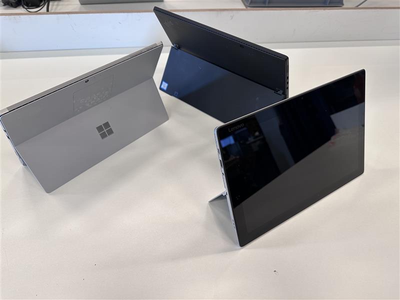 127x Tablet – Mixed brands – As Is