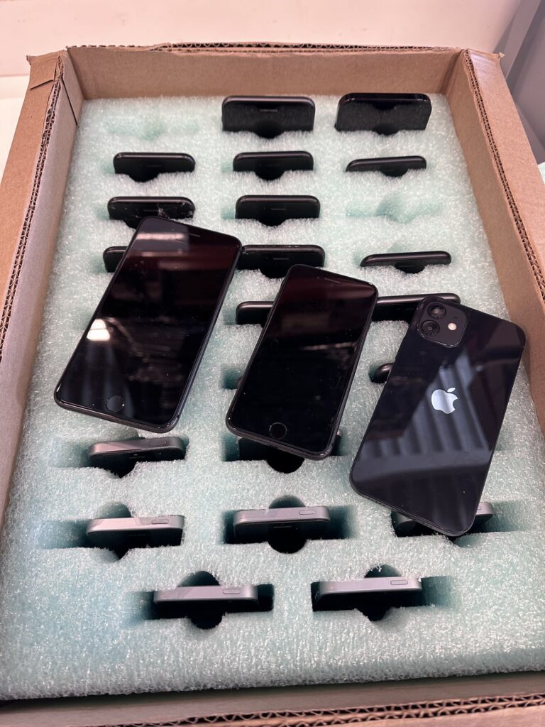 26x Phone – Apple iPhone – As Is
