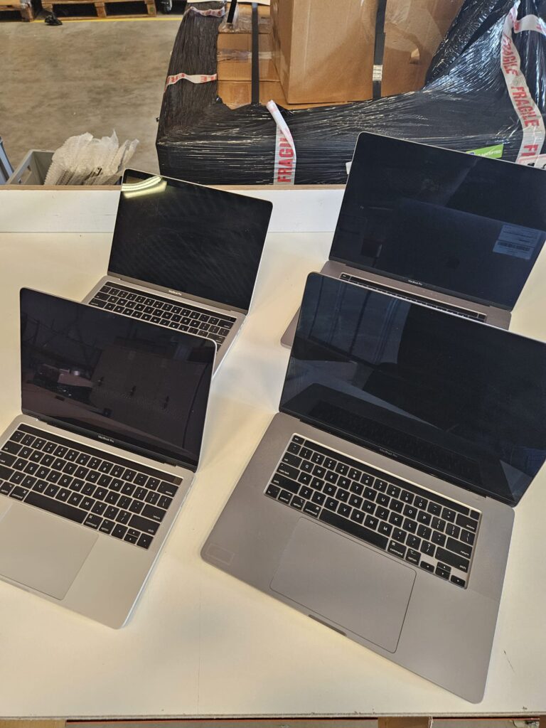 77x Apple Macbook Pro/Air 13/16 inch Batch (15.000,- Euro)